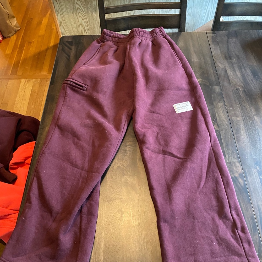Comfrt Maroon Sweatpants Burgundy